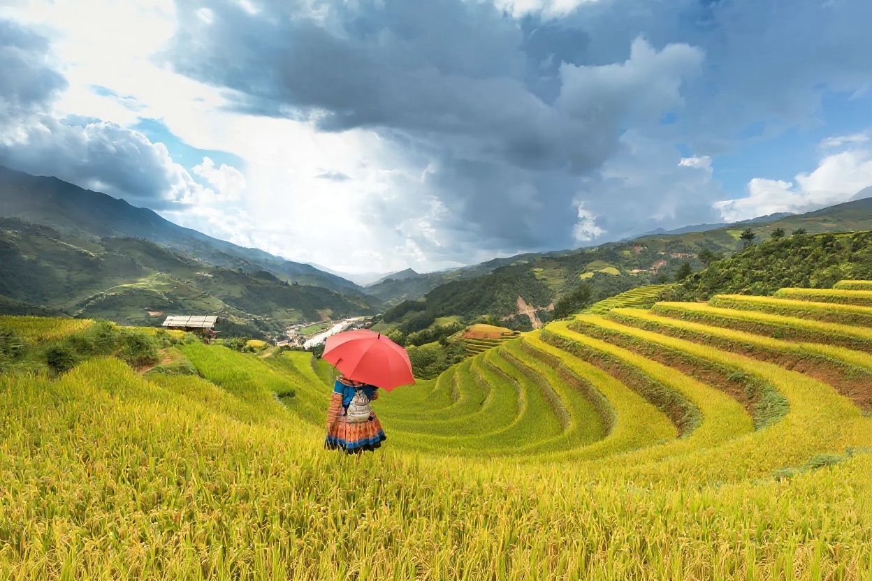 Best Time to Go: Honest Assessment by Season — Komani Lake, Vietnam